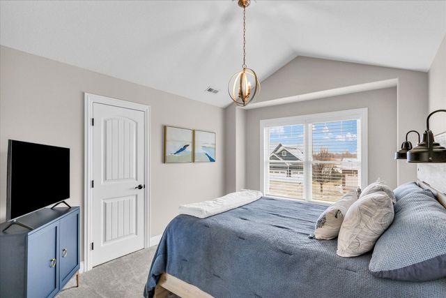 1010 Declaration Drive, Savoy, IL 61874