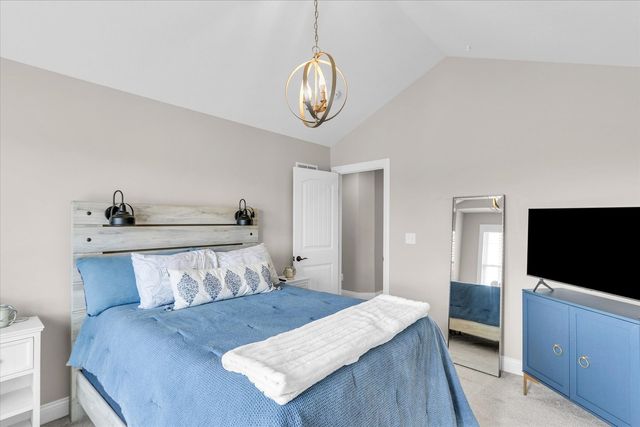 1010 Declaration Drive, Savoy, IL 61874