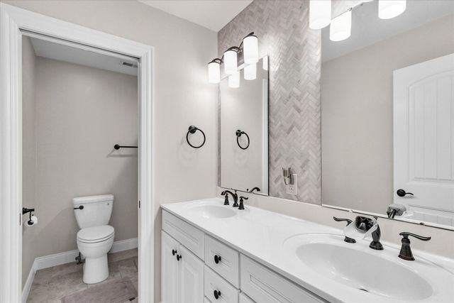 1010 Declaration Drive, Savoy, IL 61874