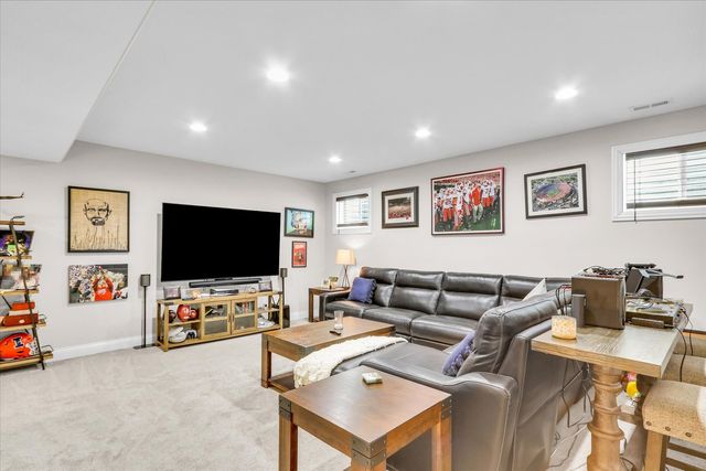 1010 Declaration Drive, Savoy, IL 61874