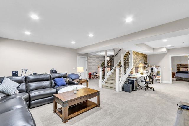 1010 Declaration Drive, Savoy, IL 61874