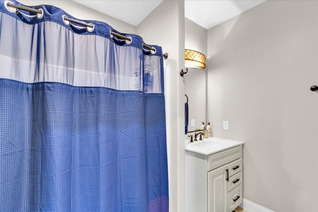 1010 Declaration Drive, Savoy, IL 61874