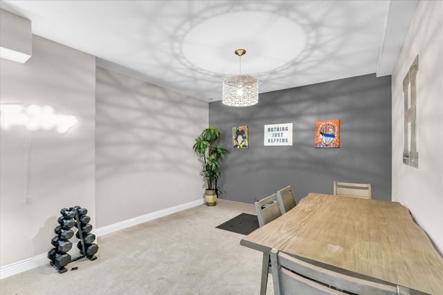 1010 Declaration Drive, Savoy, IL 61874