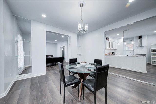 700 W Euclid Street, Detroit, MI 48202