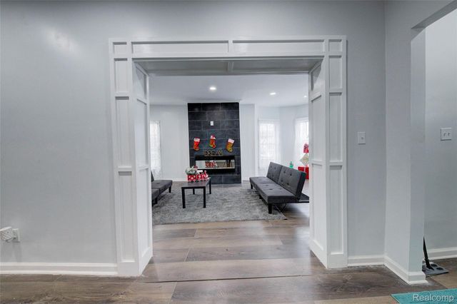 700 W Euclid Street, Detroit, MI 48202