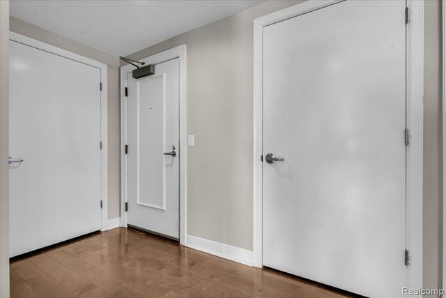 525 W Lafayette Boulevard 12E, Detroit, MI 48226