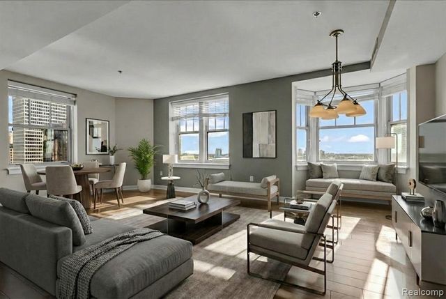 525 W Lafayette Boulevard 12E, Detroit, MI 48226