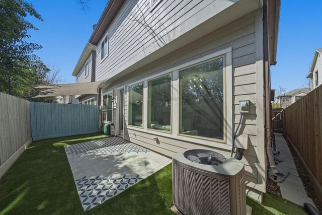 8808 Ashbloom Lane, Houston, TX 77080