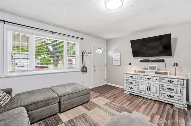 568 Georgia Drive, Xenia, OH 45385