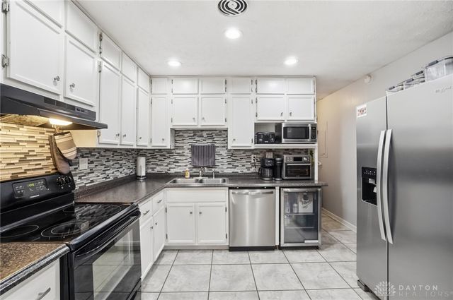 568 Georgia Drive, Xenia, OH 45385