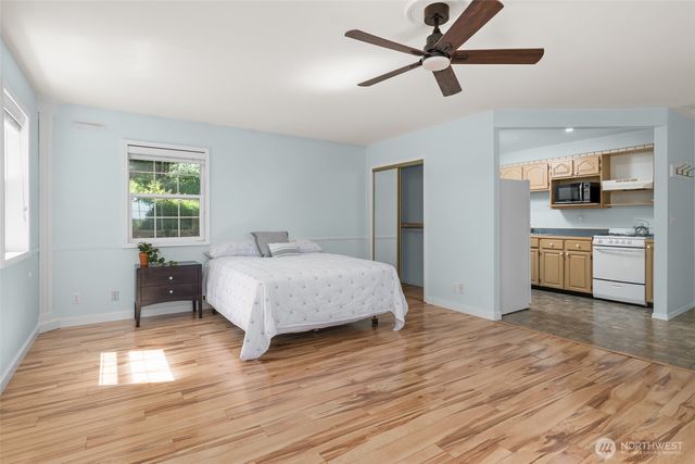 216 Denneboom Road, Coupeville, WA 98239