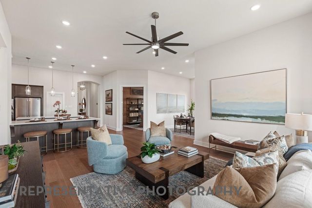 207 Jackson River LOOP, Kyle, TX 78640