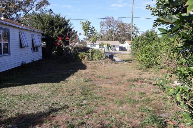 4200 58TH AVENUE N, St Petersburg, FL 33714