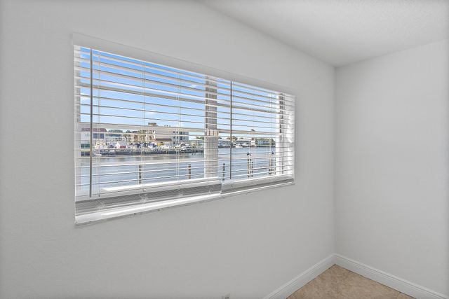 316 Southwind Court Apt 107, North Palm Beach, FL 33408