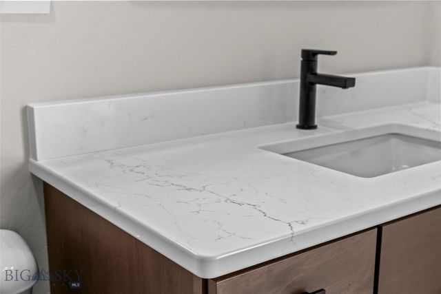 611 N L Street, Livingston, MT 59047