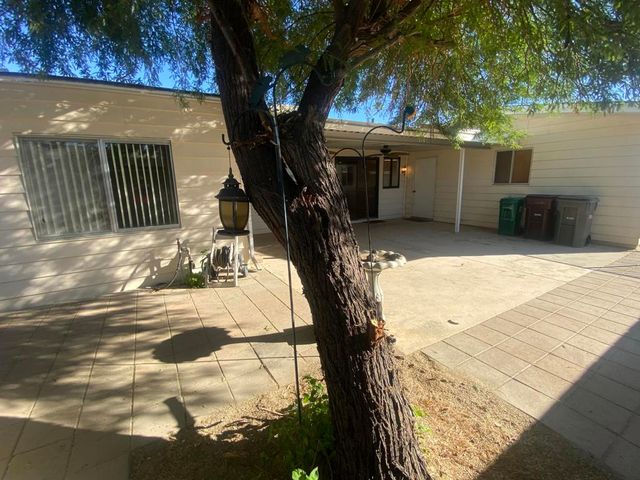 39641 Desert Greens Drive E, Palm Desert, CA 92260