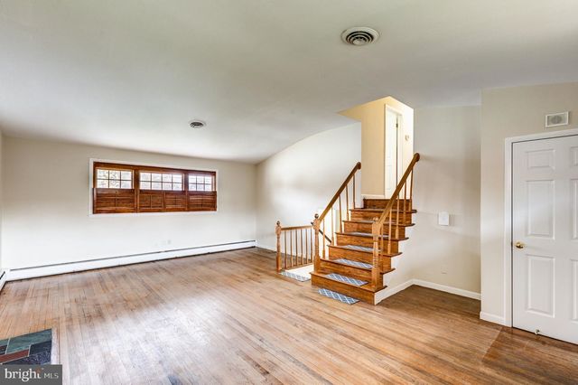 2119 EASTRIDGE RD, Lutherville Timonium, MD 21093