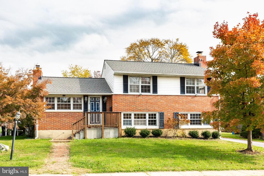 2119 EASTRIDGE RD, Lutherville Timonium, MD 21093