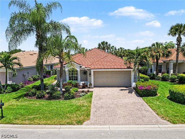 9532 Hemingway LN, Fort Myers, FL 33913