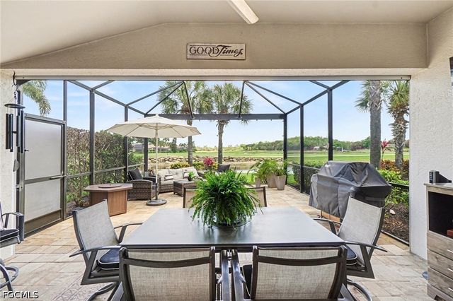9532 Hemingway LN, Fort Myers, FL 33913