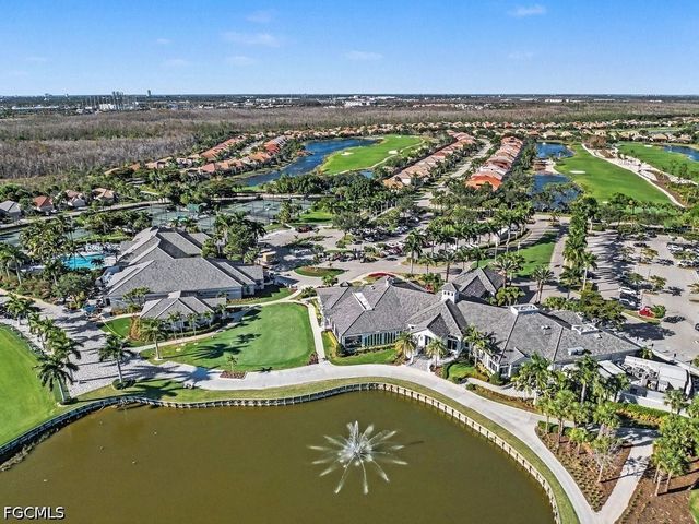 9532 Hemingway LN, Fort Myers, FL 33913