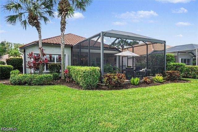 9532 Hemingway LN, Fort Myers, FL 33913
