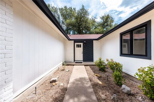 7601 West Gate BLVD, Austin, TX 78745