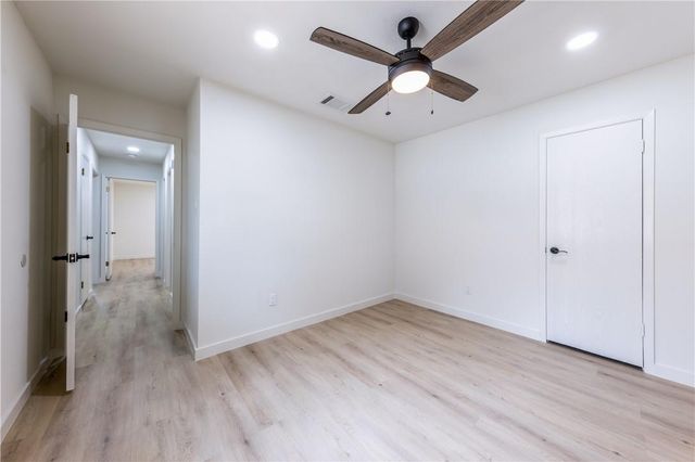 7601 West Gate BLVD, Austin, TX 78745