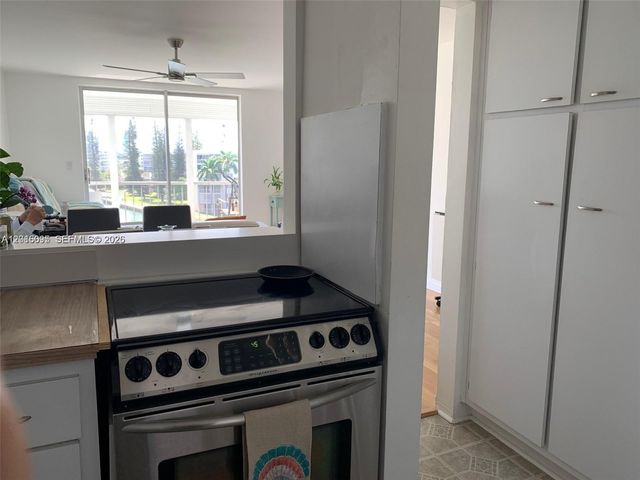 2851 Leonard Dr J603, Aventura, FL 33160
