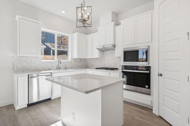 2530 King Mackerel Drive, Kemah, TX 77565