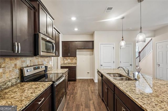 2045 Theberton Trail, Locust Grove, GA 30248