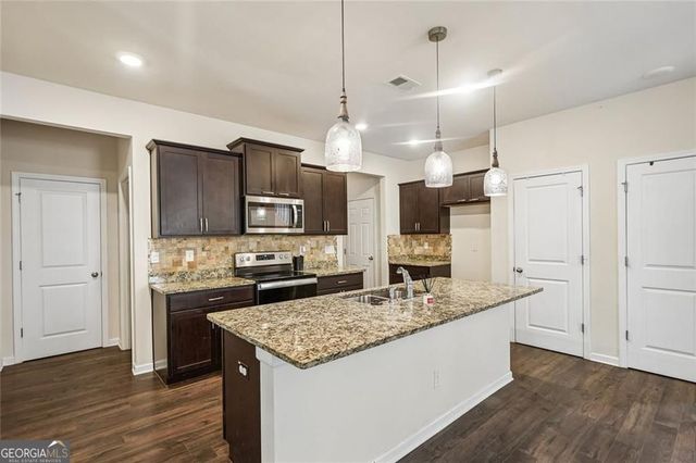 2045 Theberton Trail, Locust Grove, GA 30248