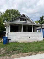 1705 Ohio Avenue, Flint, MI 48506