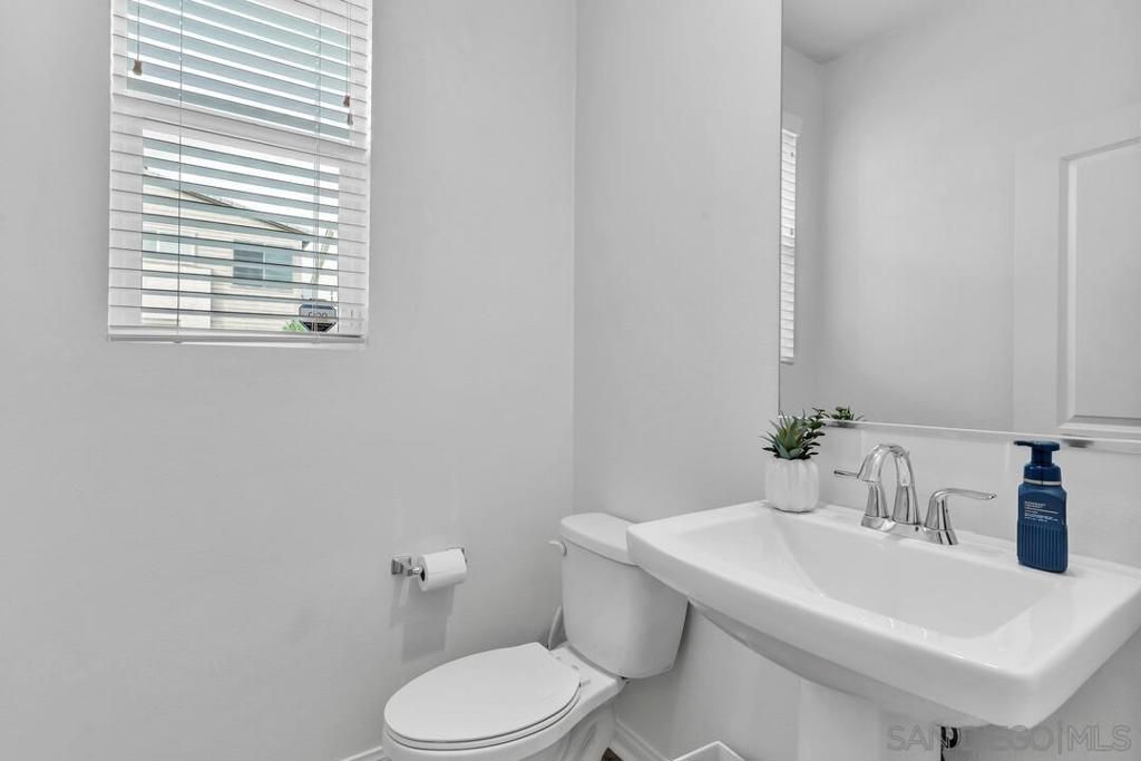 8607 Chaparral Way, Santee, CA 92071 — photo 4