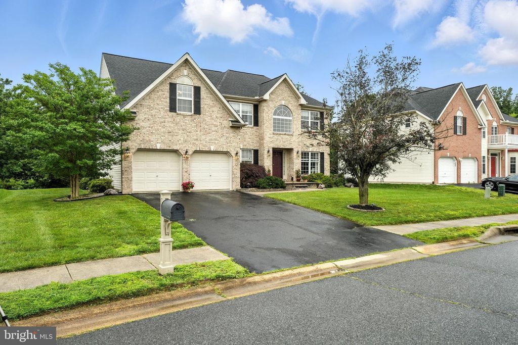 28 WHITE BIRCH BLVD, Bear, DE 19701
