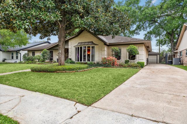 10607 Riverview Drive, Houston, TX 77042