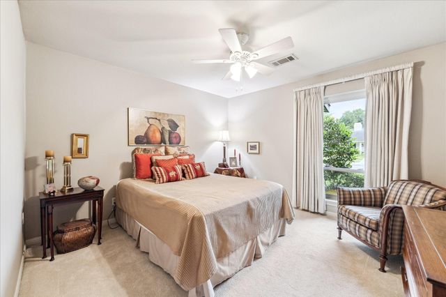 10607 Riverview Drive, Houston, TX 77042