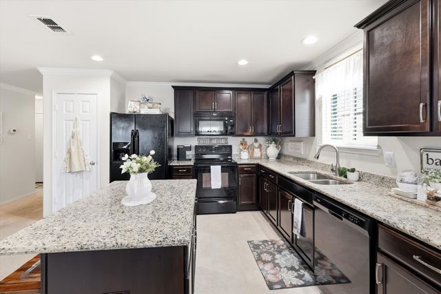 10008 Dolerite Drive, Fort Worth, TX 76131