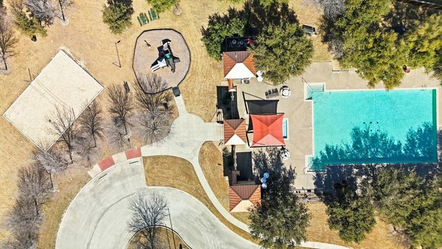 10008 Dolerite Drive, Fort Worth, TX 76131