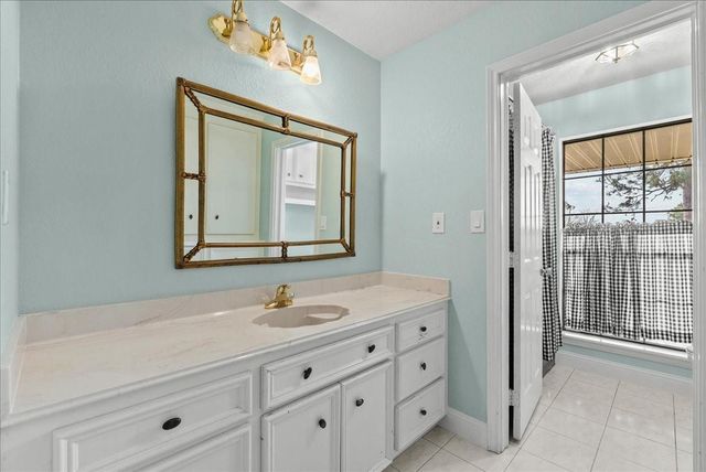 6311 Avenue M, Santa Fe, TX 77510