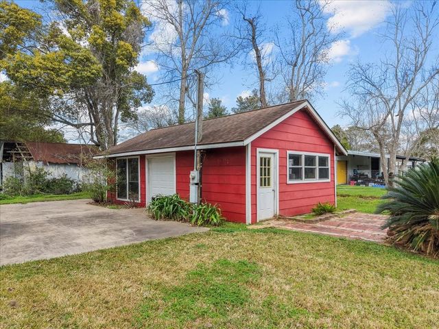 6311 Avenue M, Santa Fe, TX 77510