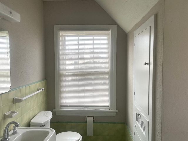 2211 Dorrington Street, Houston, TX 77030