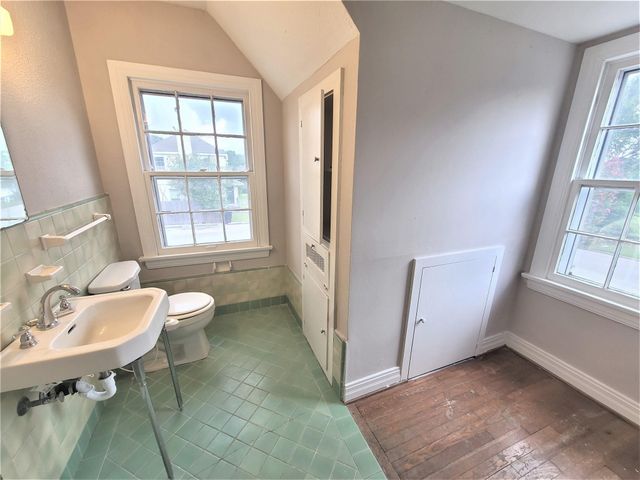 2211 Dorrington Street, Houston, TX 77030