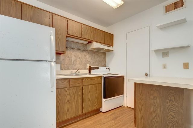 2211 Dorrington Street, Houston, TX 77030