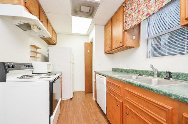 2211 Dorrington Street, Houston, TX 77030