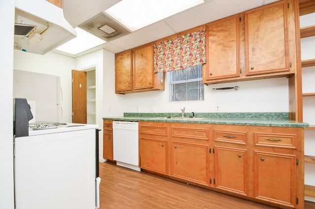 2211 Dorrington Street, Houston, TX 77030