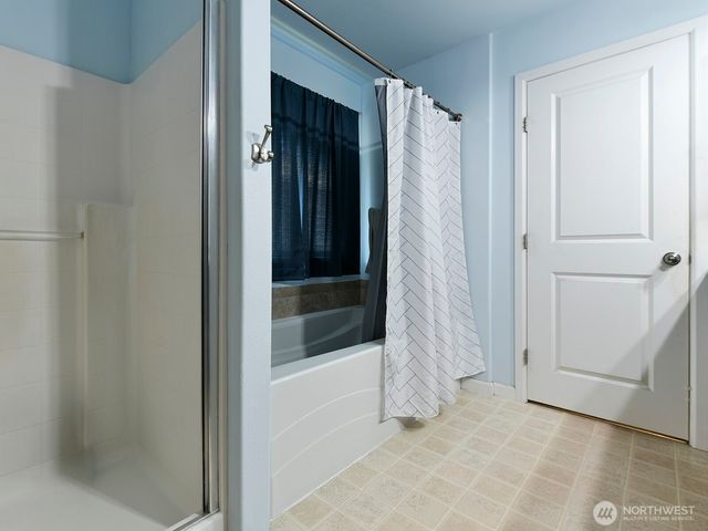 9425 133rd Street E, Puyallup, WA 98373