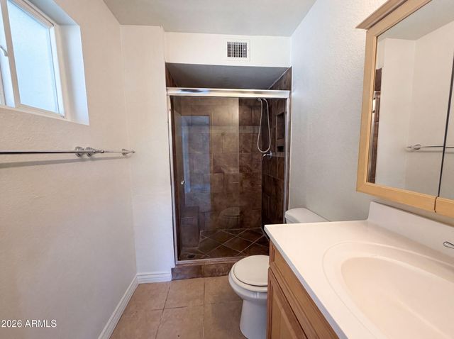 5908 W CALAVAR Road, Glendale, AZ 85306