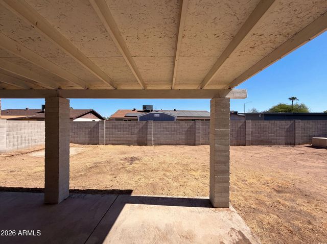 5908 W CALAVAR Road, Glendale, AZ 85306