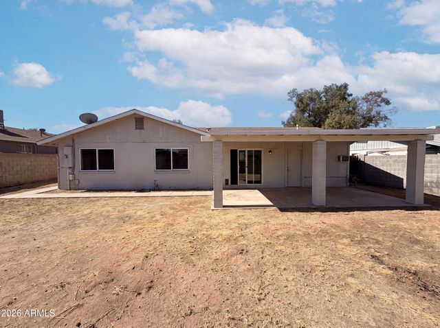 5908 W CALAVAR Road, Glendale, AZ 85306